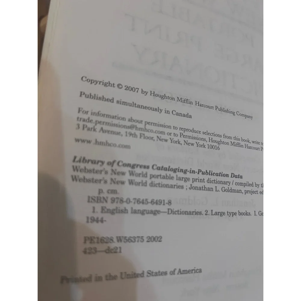Webster's New World Portable Large Print Dictionary‎ Fourth College Edition